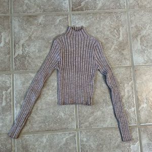 Cropped turtle neck